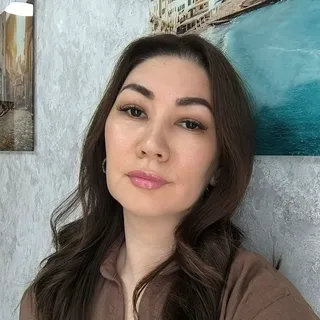 Dr. Lakatos Lili