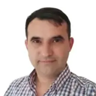 Dr. Lázár Zsolt